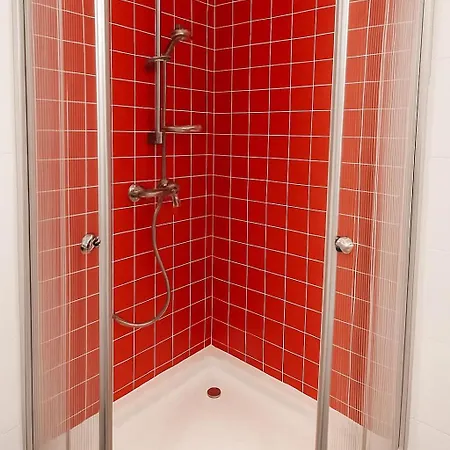 Hostal Ihostel *