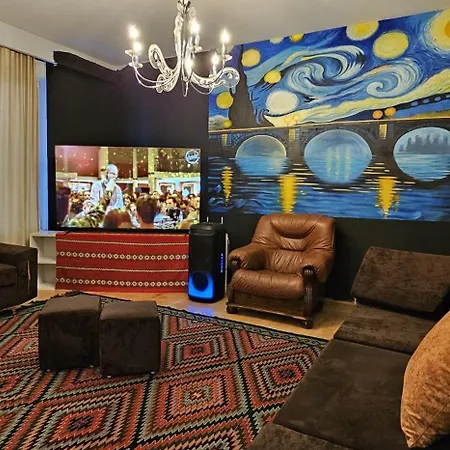 Ihostel Hostel *